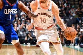 开云-德布劳内关键节点赛事规则更新，快船带队取胜！的简单介绍